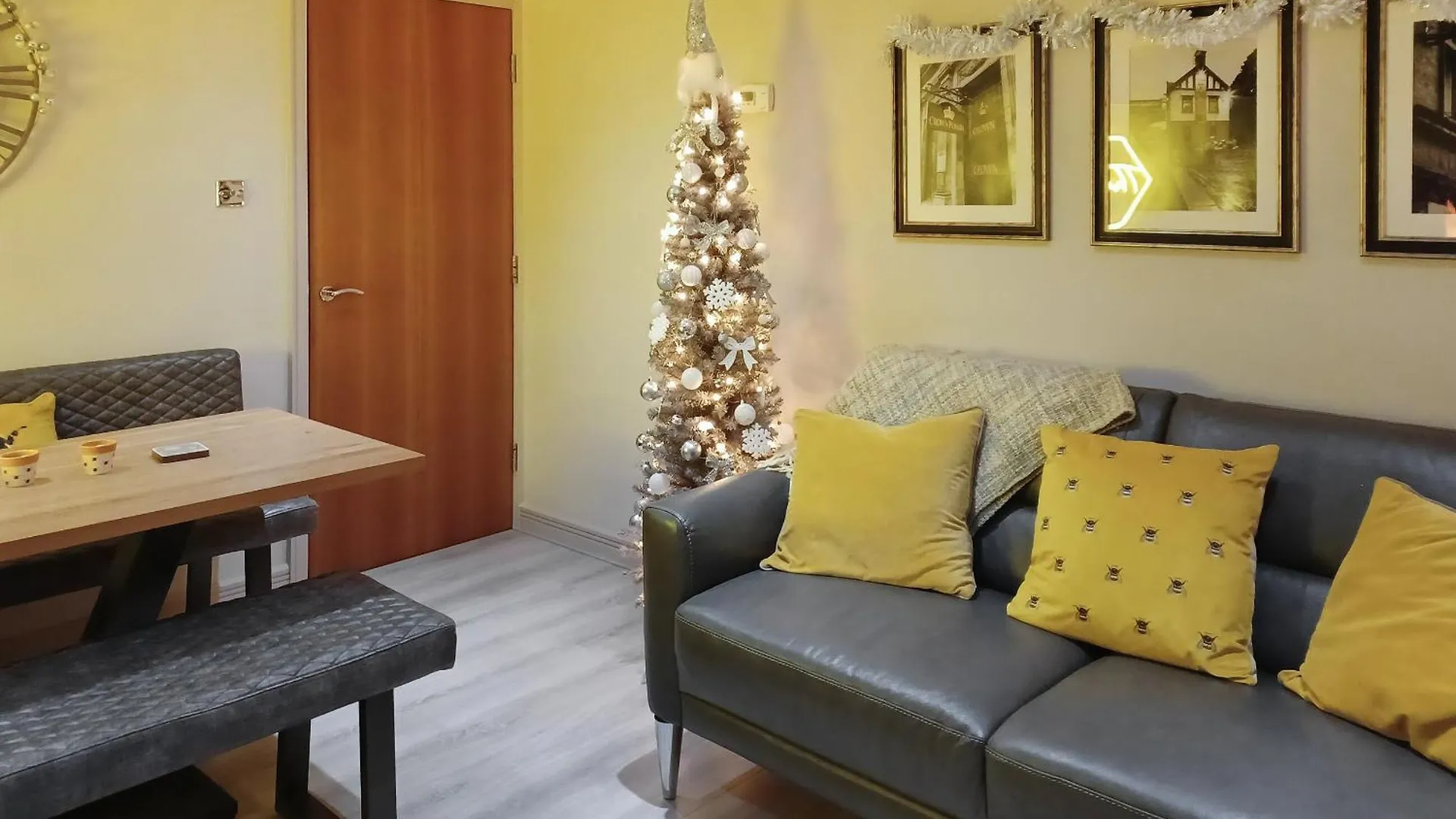 The Hive Villa Newcastle upon Tyne Holiday home